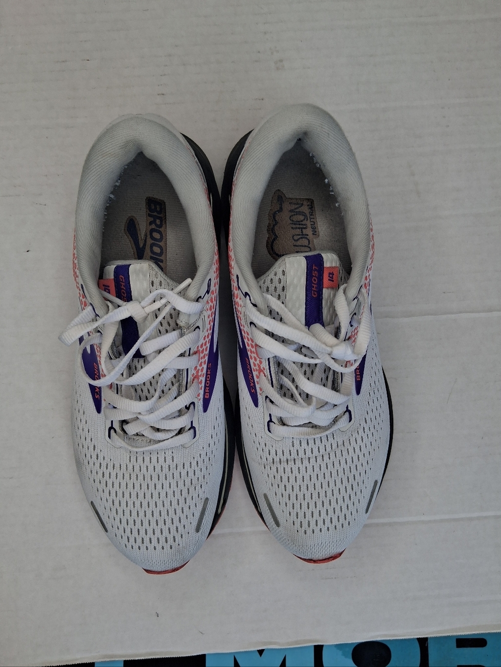Brooks Ghost 14 Running Shoes Women's Size 8.5 White/Purple/Coral - Picture 3 of 10
